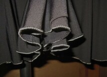 [美品]lilicoj 社交ダンス スカート 黒　裾ビジュー付き_画像3