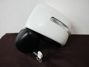 (中古品) スズキ 純正品 スペーシア (MK53S) 左ドアミラー (カメラ付き 11P) (ZVR ホワイトパール) (令和4年3月登録車から) 助手席 左側