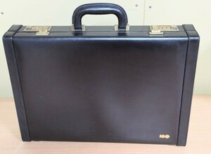 ビンテージ ビジネスバッグ 鍵無し 鞄 アタッシュケース ブリーフケース 縦32cm 横45cm 幅8.5cm 現状渡し 