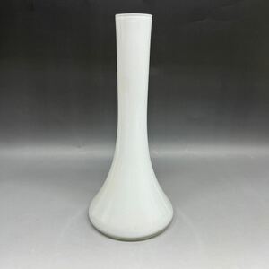 花瓶 フラワーベース 花器 インテリア 置物 白 ホワイト