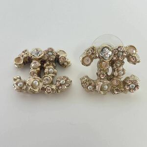 片方だけジャンク CHANEL シャネル ピアス ココマーク フラワーモチーフ B11A ピンクベージュ× ゴールドカラー系 1スタ 1円スタート