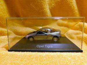 ★Schuco シュコー Opel Tigra 1/43 シルバー オペル ティグラ 04093　ドイツ製★