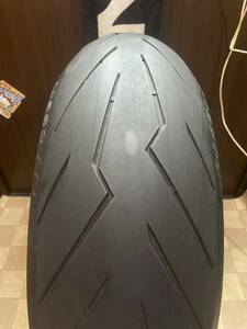 中古MCタイヤ 2022年製造 PIRELLI DIABLO ROSSOⅢ 190/55ZR17 ピレリ ロッソ3 190 55 17 2222 M2881