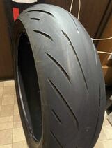 中古MCタイヤ 2021年製造 BRIDGESTONE BATTLAX S22 190/50ZR17 バトラックス ハイパースポーツ 190 50 17 3921 M2909_画像5