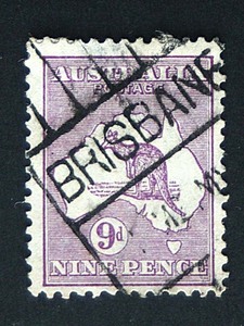 アンティーク希少切手　オーストラリアの切手　大陸背景カンガルー　使用済み