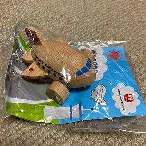 非売品！JAL 木製飛行機/WOODEN AIRPLANE 未使用 日本航空 おもちゃ 天然木 ノベルティ ミニチュア