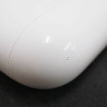 Apple AirPods 第三世代 MagSafe充電ケースのみ A2566 USED品 耐汗 耐水 MME73J/A Qi充電 完動品 中古 T X4981_画像6