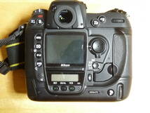 Nikon ニコン　フラッグシップモデル　D2H　D200+MB-D200　二台セット　お買い得！_画像2