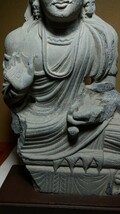 【哲】【特別出品】作行最高のガンダーラ石彫菩薩像（２〜４世紀）_画像7