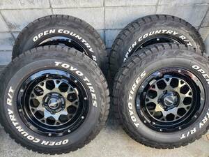 デリカD5 レイズ チームデイトナM9 トーヨータイヤ オープンカントリーR/T 235/70R16 RAYS TOYO OPEN COUNTRY R/T