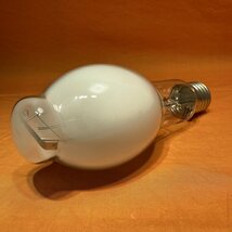 水銀ランプ チョークレス 東芝 BHF100-110V300W 一般蛍光形 水銀灯 サテイゴー_画像2
