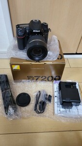 Nikon D7200 ショット数約9200　18-200mmズーム付き 一眼レフ