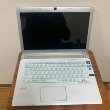 SONY ソニー パソコン ノート型パソコン　アダプタ付き　SVE14AC12N ホワイト　白　VAIO Windows7_画像3