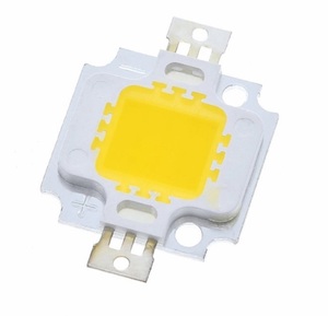 10W chip LED. белый цвет Warm White освещение 800-900lm 2 шт. комплект 