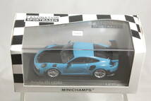MINICHAMPS 1/43 ポルシェ 911 GT2 RS ( 991.2 ) blue / silver wheel_画像1