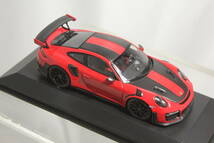 MINICHAMPS 1/43 ポルシェ 911 GT2 RS ( 991.2 ) red / black wheels 2018_画像4