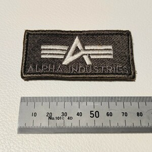 美品 ALPHA INDUSTRIES　アルファインダストリーズ　ワッペン