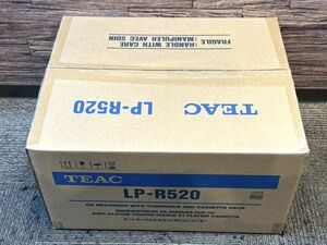 TEAC ティアック ターンテーブル/カセットプレーヤー付CDレコーダー LP-R520 2023年製