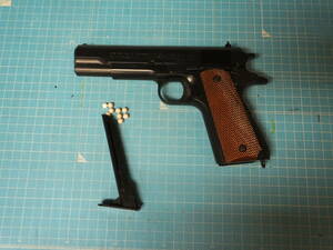 エアガン　エアコッキングガン　COLT　M1911A1