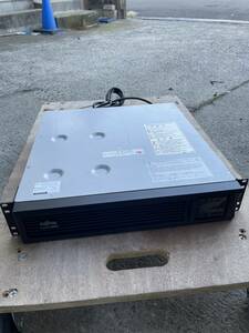 富士通　(ラック搭載型) 高機能無停電電源装置 Smart-UPS 1500 FJT1500RMJ2U 【PY-UPAR152】　バッテリー交換期日2026年　管理0091