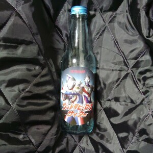  Ultraman ULTRAMAN носорог da- пустой бутылка пустой ведро Ultraman Ultra Seven 