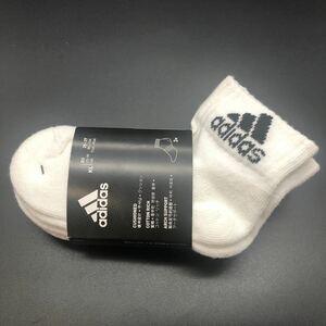 即決 新品 未使用 adidas アディダス ソックス 靴下 3足 15-16cm