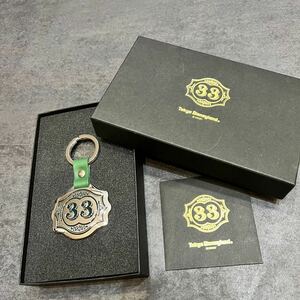 【即決】激レア 新品未使用品 ディズニーランド クラブ33 club33 銅製 キーホルダー キーリング 35周年 限定 日本製 会員制 ディズニー