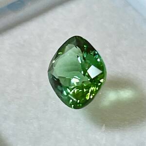 天然　トルマリン　ルース　1.200ct　クッションカット　裸石　宝石　新品未使用