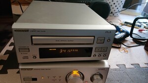 ONKYO C-709x CDプレーヤー INTEC205シリーズ 動作品 ジャンク CDデッキ オンキョー