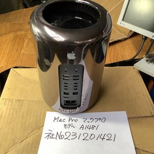 Mac Pro マックプロ［モデル］ A1481中古品一般通電まで済みです。専用モニターコード手持ち無く動作未確認です。16GBメモリ4枚有りました