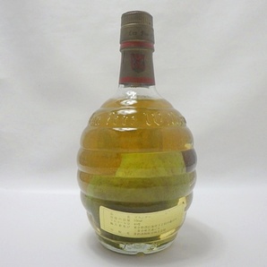 B23-2557 Bon Pere William ボンペール ウィリアム 洋梨ブランデー 700ml 40% 瓶の中に洋梨まるごと1個入り 特級 洋酒 古酒 未開栓の画像3