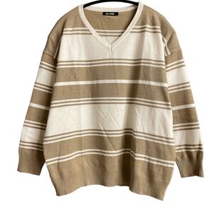 マルチボーダーニット