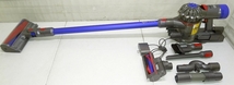 KI231214 dyson ダイソン SV10 コードレス ハンディ サイクロンクリーナー 掃除機 中古品_画像1