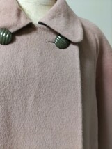 《新品未使用》くすみピンク　軽いロングコート かなり細身のLLサイズ　　裏地なし　ウール92% 重いコートが苦手な方へ_画像6