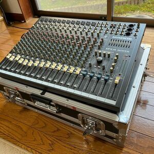 中古　MACKIE CFX16 MIXER ケース