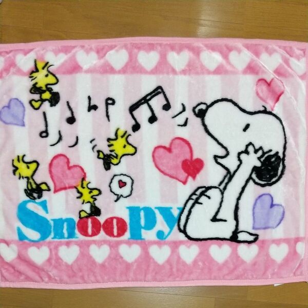 スヌーピーブランケットひざ掛け ピンク