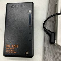 5-12-71■ ジャンク SONY WM-EX9 WALKMAN ポータブルカセットプレーヤー カセットウオークマン BC-9HS Ni-MH 充電器 電池 チャージャー_画像4