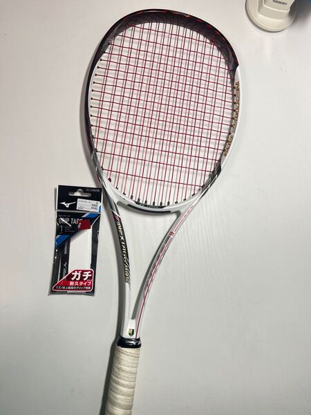 ソフトテニスラケット ネクシーガ90S YONEX ガット ライジングストーム 値下げ交渉可!