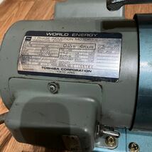 TOSHIBA 東芝 VACUUM PUMP バキュームポンプ GS-100Z 真空ポンプ 通電確認済み 動作未確認 中古 ジャンク品_画像2