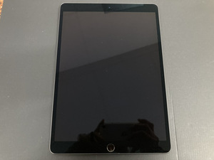 Apple iPad Air 10.5インチ 第3世代 Wi-Fiモデル 64GB 2019年春モデル MUUJ2J/A スペースグレイ 動作確認済み ユーズド