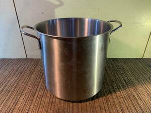 (ZA976)　厨房小物　寸胴鍋　ステンレス（底面は鉄です）　32cm