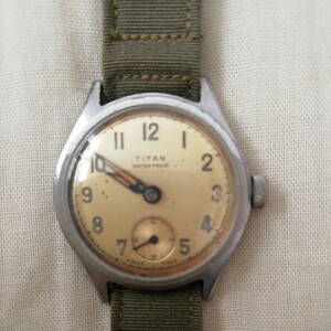 WW2 米軍　腕時計　TITAN スイス製　スモールセコンド　アメリカ軍　手巻き ミリタリーウォッチ