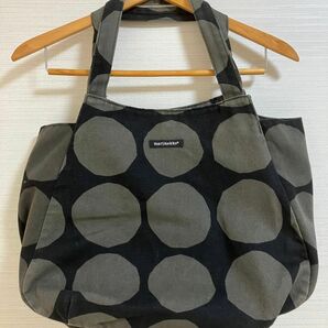 マリメッコキヴェット石ドット柄トートバッグmarimekko ユニクロコラボと同じデザイン