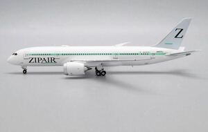 1/400 jc wings B787-8 ZIP AIR JAL 