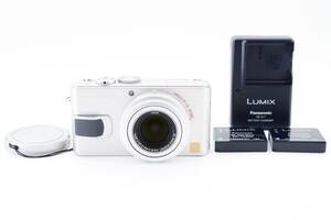 ■極上美品■パナソニック Panasonic LUMIX DMC-LX2 シルバー #8740