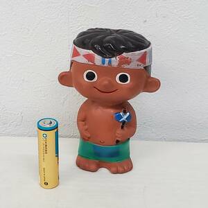 SE1206-225□貯金箱 富士銀行 ぼくちゃん インディアン レトロ 企業 ノベルティ 置物 人形 ソフビ 非売品 汚れ有り 現状品 当時物