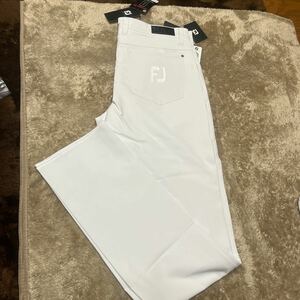 超お値打ち出品 希少な大きめサイズ FootJoy Men's ストレッチゴルフパンツ ホワイト XLサイ新品タグ付き未使用品