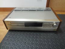 現状品DENON DATデッキ　D TR-2000G 録再、FF,REW OK録音済みテープ５本つき、リモコンなし。_画像1