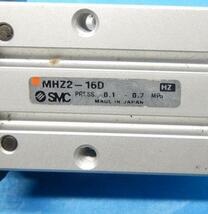 MHZ2-16D　平行開閉形エアチャック　SMC　ランクA中古品_画像2