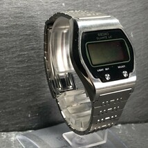 SEIKO セイコー 5N1987 クオーツ 腕時計 シルバー ブラック文字盤 日常生活防水 ステンレススチール デジタル カレンダー 多機能 メンズ_画像5